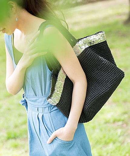 スパンコールカゴバッグ