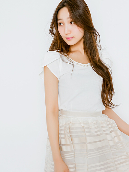 【W】襟ビジューTOPS