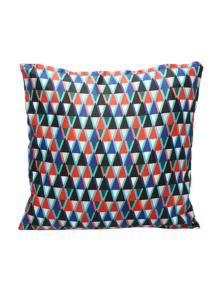 【CASUAL】マルチカラートライアングル柄クッションL