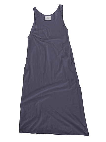 スリットカットマキシワンピース