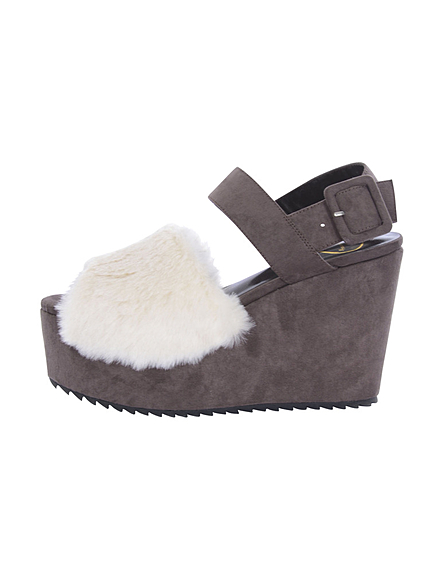 Fur厚底サンダル