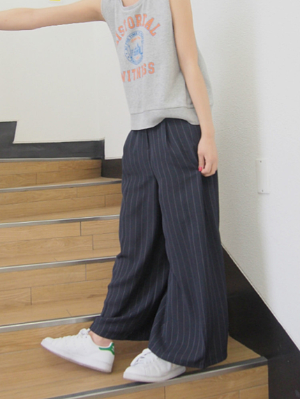 サスペンダー付ワイドパンツ