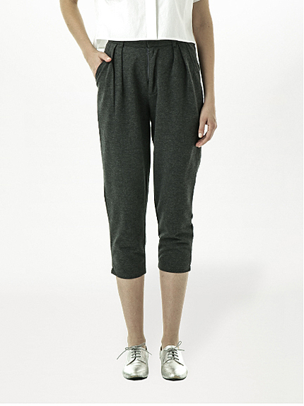 ・カットソータックパンツ