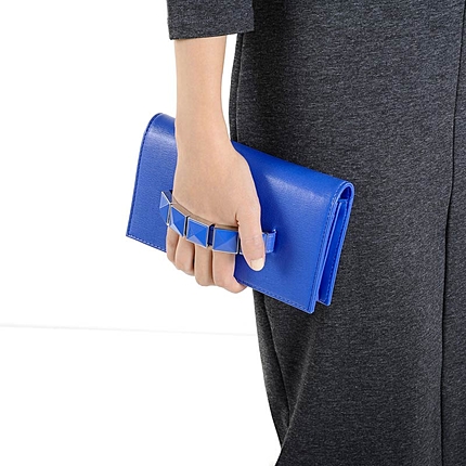 スタッズ付ディテールクラッチ / STUDDED DETAIL CLUTCH