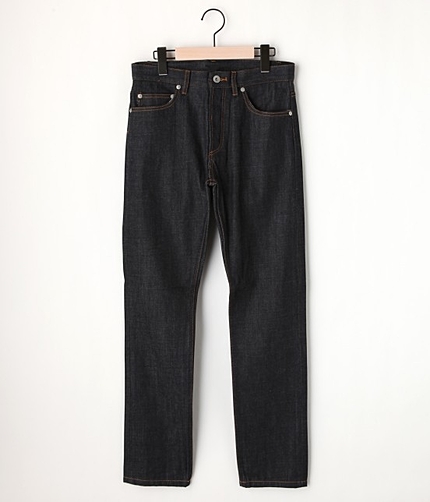 【MORE2月号掲載】 デニムパンツ