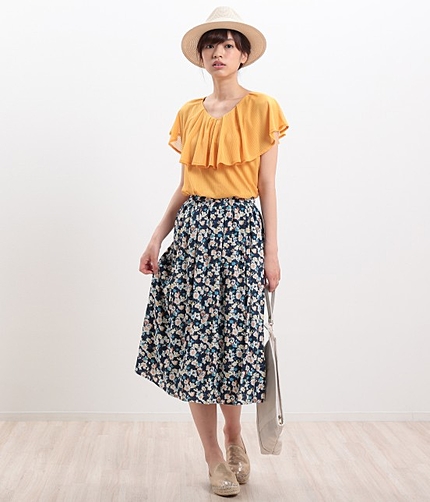 小花プリントロングスカート