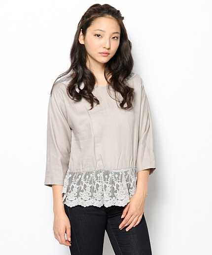 裾ﾚｰｽﾄﾞﾙﾏﾝﾘｰﾌﾞﾌﾞﾗｳｽ