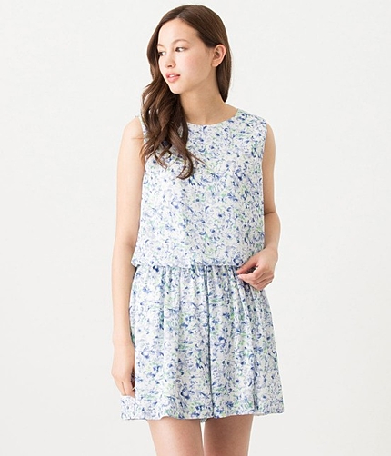 フラワープリントショートサロペット