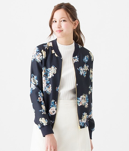 フラワープリントブルゾン
