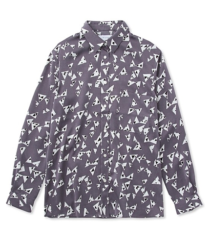 トライアングルプリントブラウス