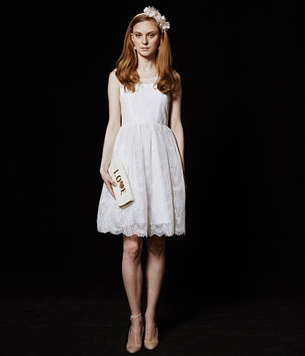 レースミニドレス