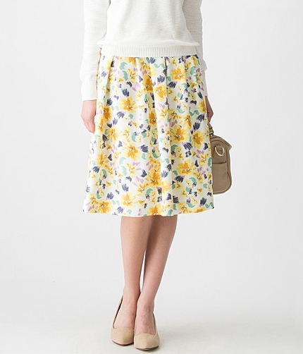 【MORE4月号掲載】 ペインティングフラワータックミモレ丈スカート