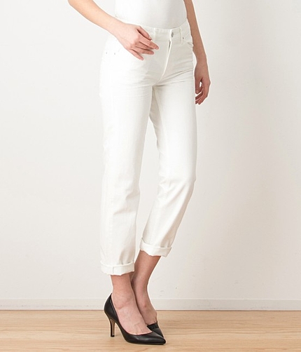 ホワイトデニムボーイフレンドパンツ