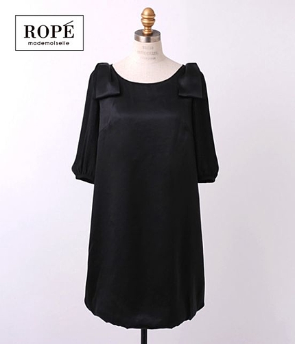 【リトル・ブラック・ドレス】シルクリボン付きドレス