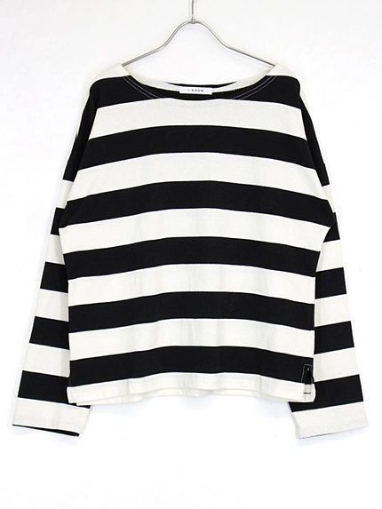 ボートネックボーダートップス