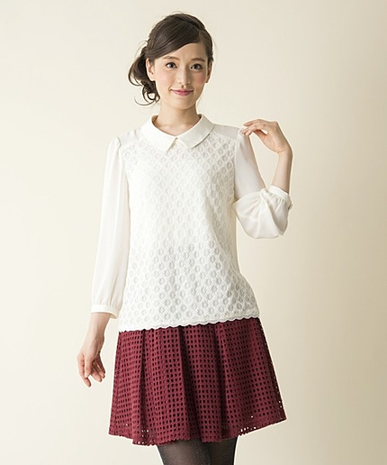 クラシカルレースブラウス