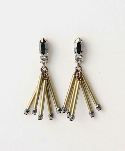 UBBT BJ フリンジ ピアス