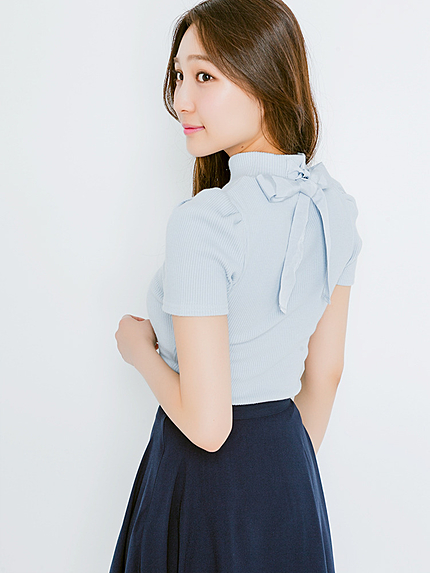 【W】バックリボンハーフスリーブトップス