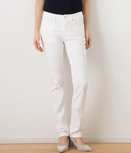 メモリッチホワイトデニムパンツ