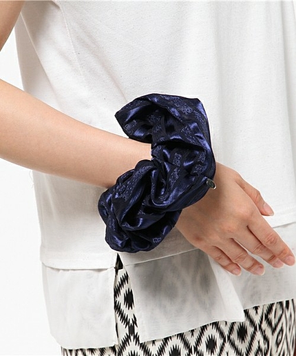 ＜closet story＞ シャドウストライプ BIG シュシュ