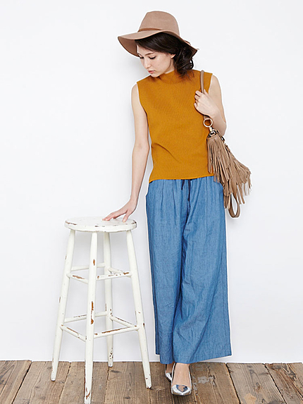 【DUO】ボトルネックSIMPLEノースリーブニット