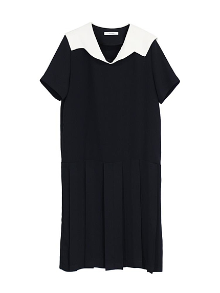 セーラーカラープリーツワンピース