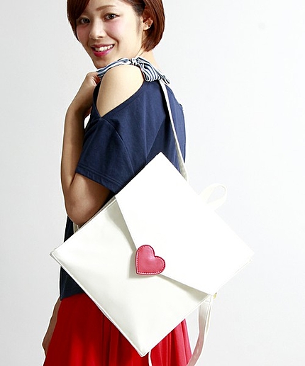 WEGO/ラブレター型リュック