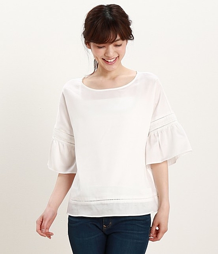 コットンレースフレアスリーブブラウス