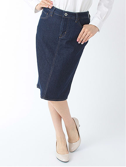 デニムタイトスカート