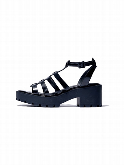 グラディエータータンクサンダル