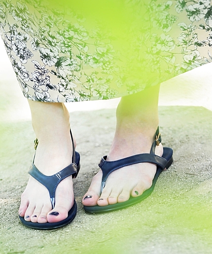 ベーシックトングサンダル