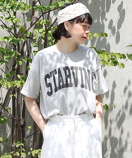 カーブデカロゴＴシャツ