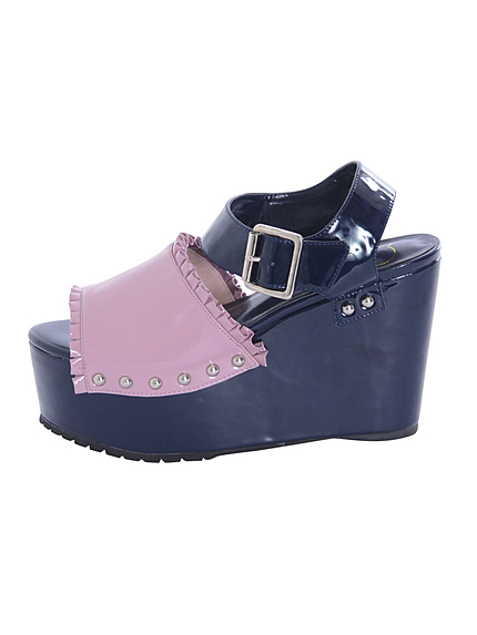 エナメルフリル厚底サンダル