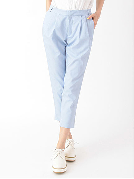 タックテーパードシャンブレーパンツ