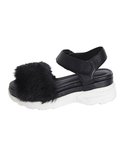 ファーサンダル