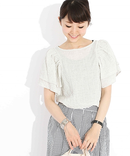 袖ダブルフリルブラウス