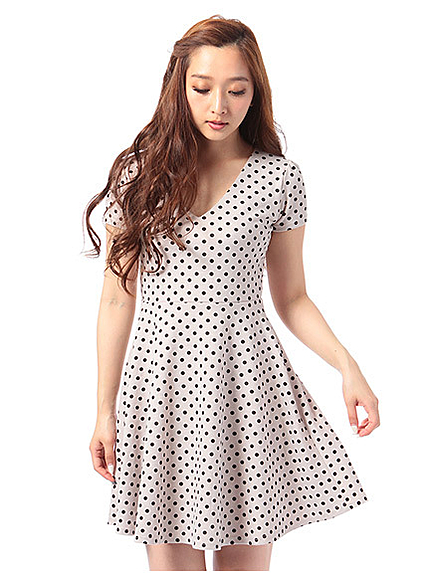 カットフレアドットワンピース