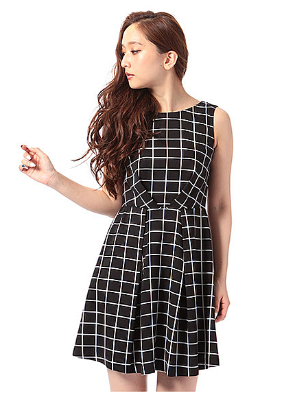 バックレースチェックワンピース