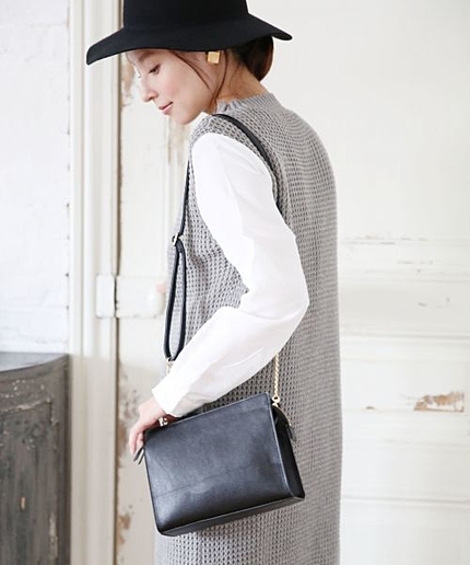 【WEB先行予約】チェーンツカイミニショルダー