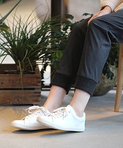 【BAILA11月号掲載】オリジナル CTスニーカー