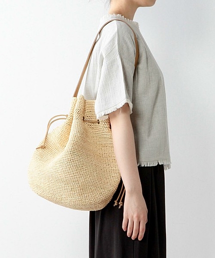 L.V.E.P ALANAショルダー