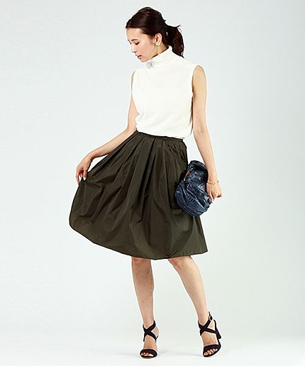 【pensee】ハイネックノースリーブプルオーバー