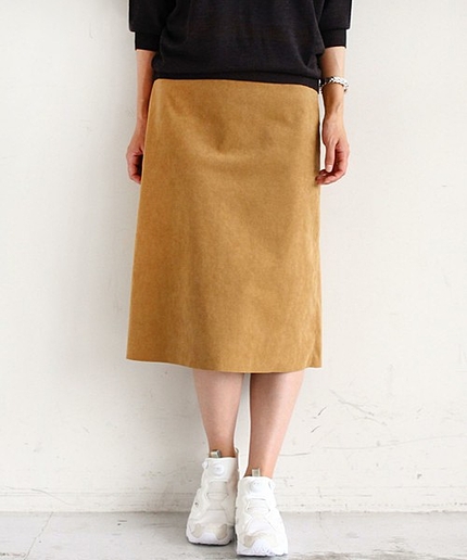 BY ∵フェイクスウェードタイトスカート