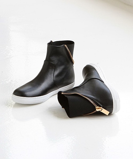 UWMM バックジップスニーカー†