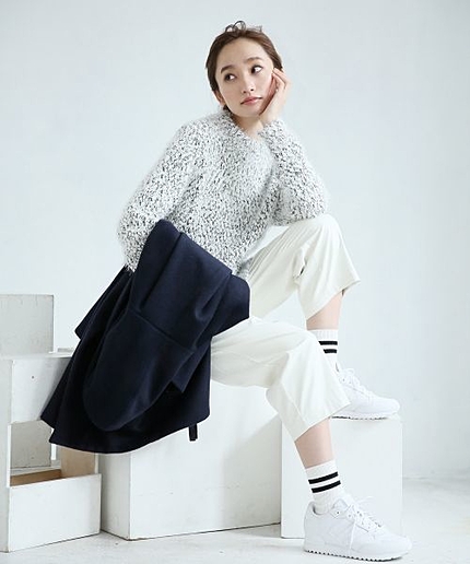 【先行予約】1.5Gラメフェザープルオーバー