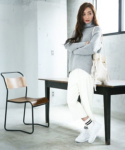 【先行予約】7GストレッチタートルプルオーバーLS