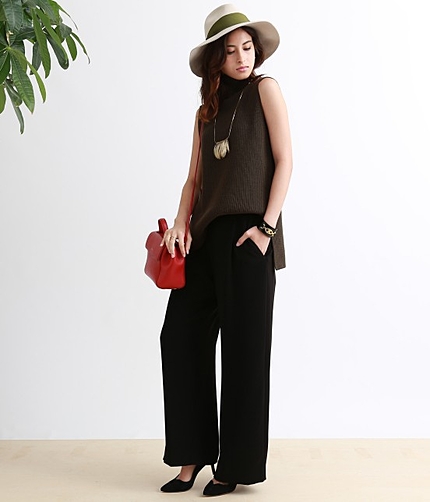 畦編みノースリーブニット