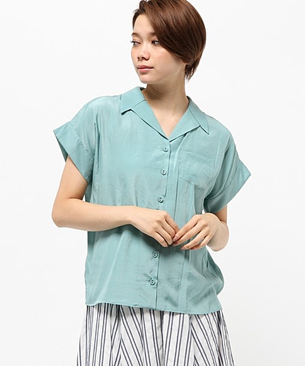 オープンカラーシャツ