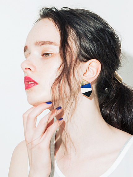 【LIFE】ヘキサゴンカラーピアス