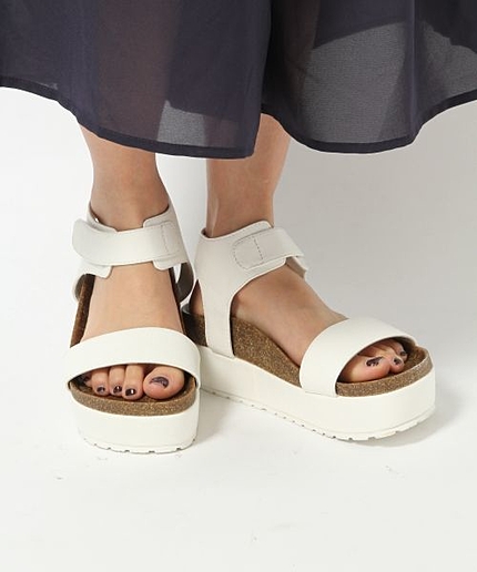 コンフォートサンダル